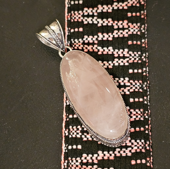 Rose Quartz Pendant - love, compassion - Picture 3 of 6